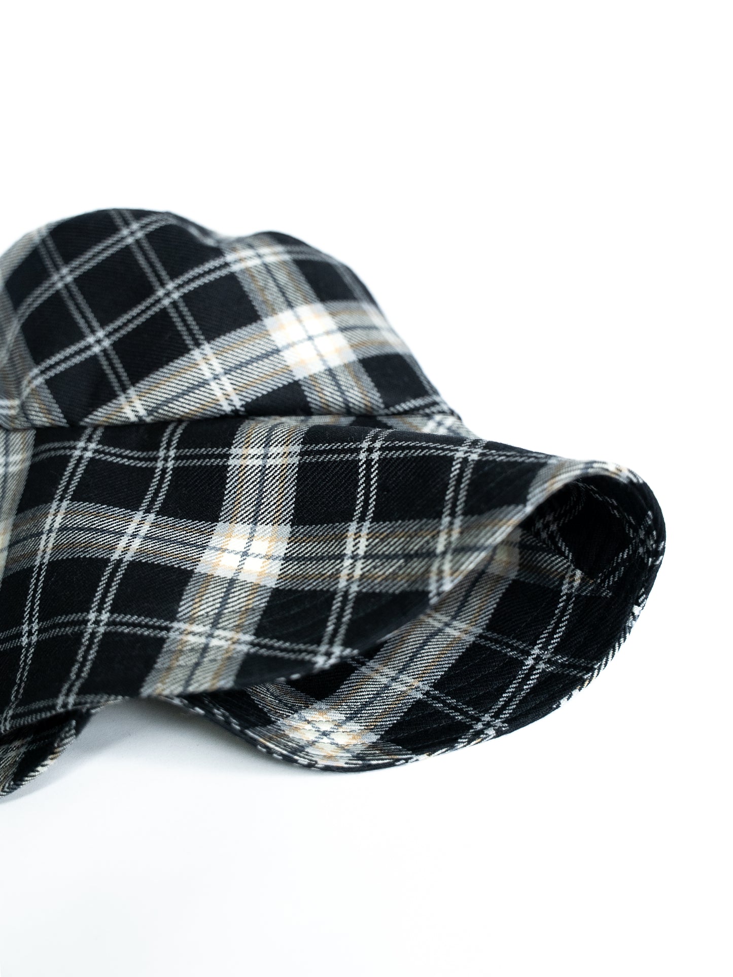 Black-Capped Chickadee Tartan Bucket Hat