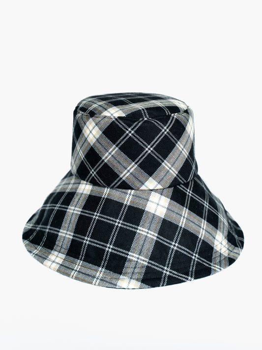 Black-Capped Chickadee Tartan Bucket Hat