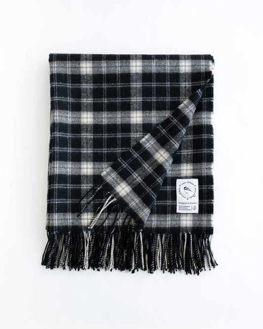 Black-Capped Chickadee Tartan Lap Blanket