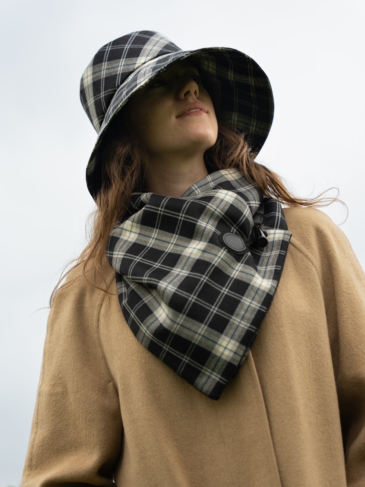 Black-Capped Chickadee Tartan Bucket Hat