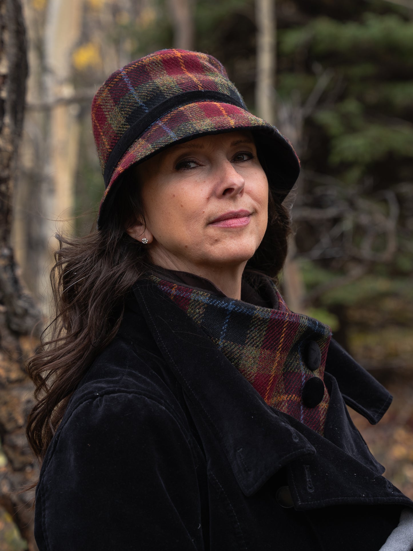 Harris Tweed® Cranberry Neck Warmer